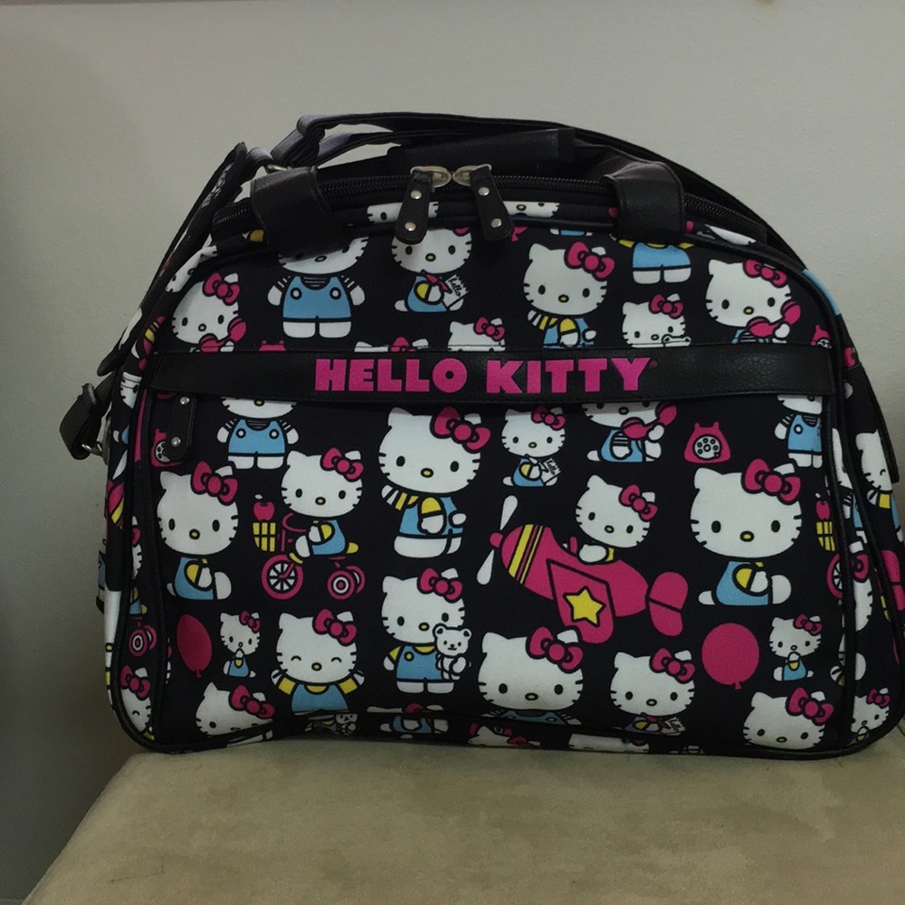 ***SOLD***Hello Kitty Duffle bag